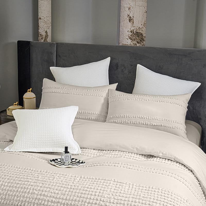 Tufted Quilt Cover Set