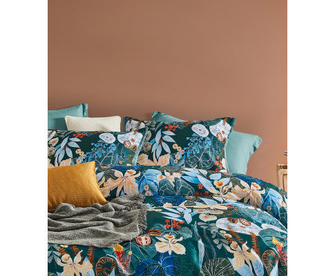 Botanical Bella Quilt Cover Set